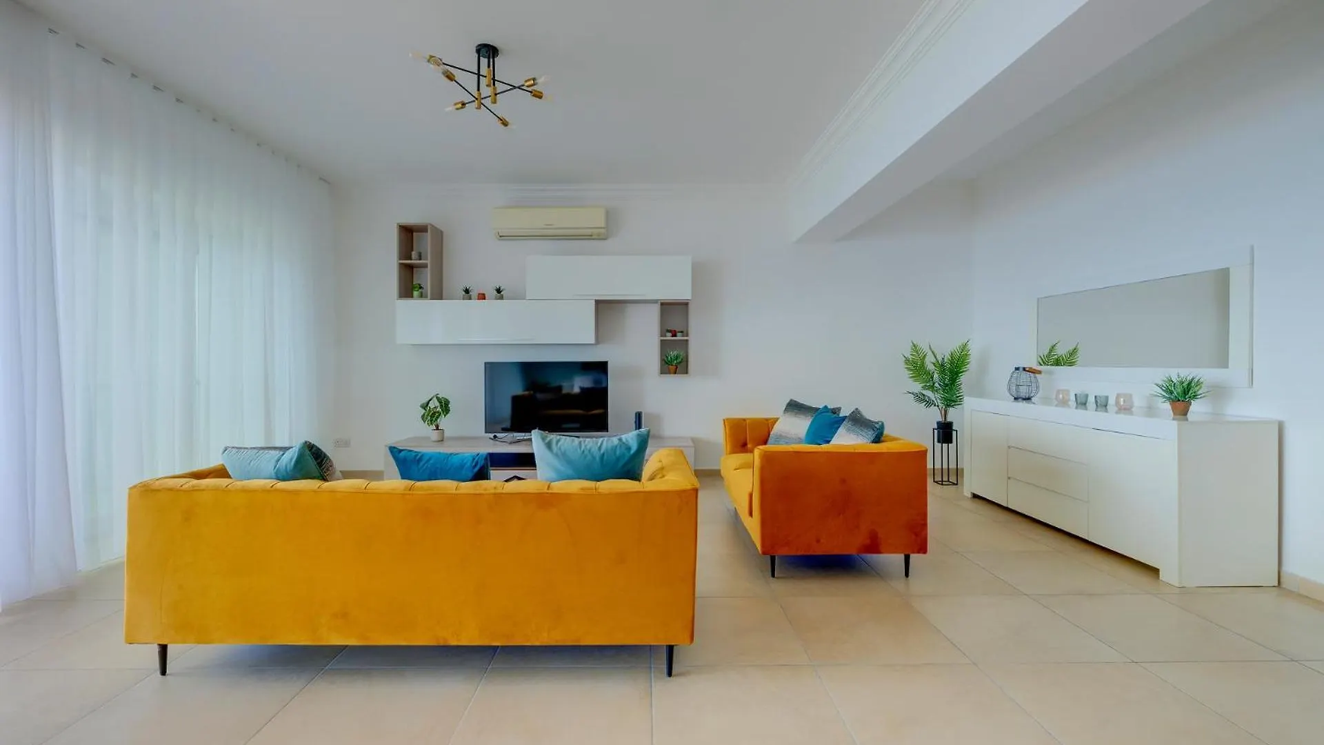 Seafront Apartment Sliema 0*,  Malta