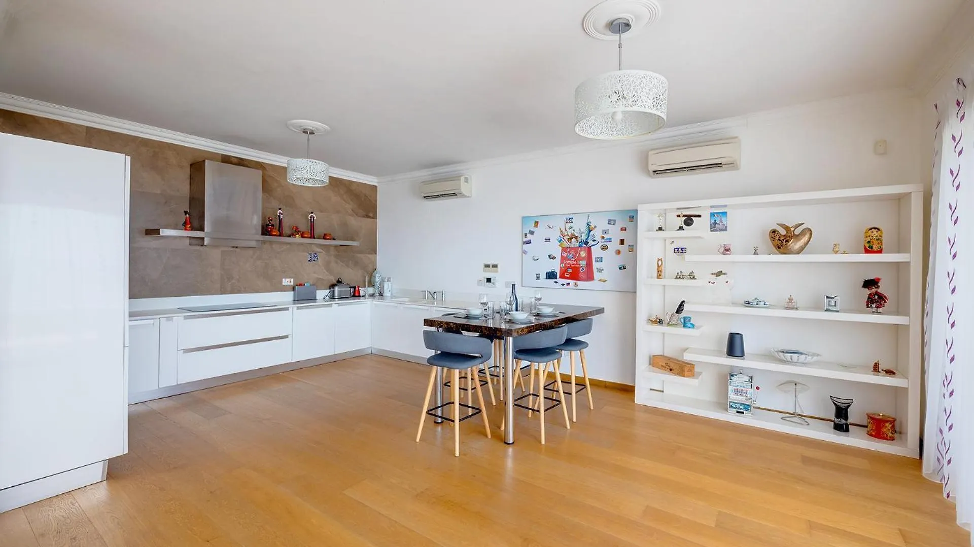 Seafront Apartment Sliema