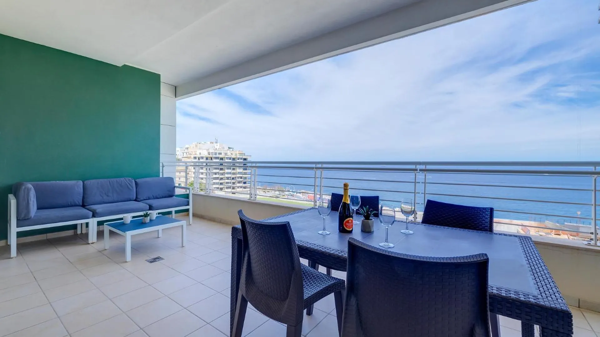 Seafront Apartment Sliema
