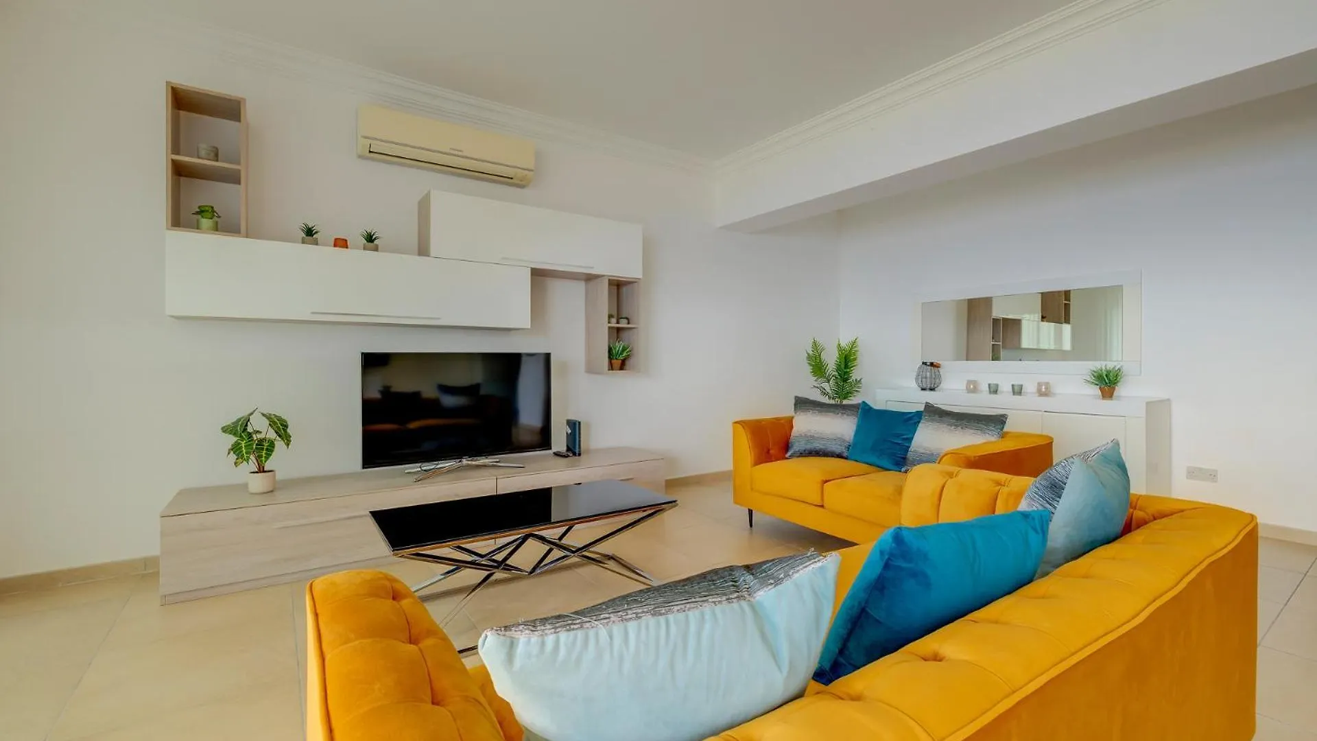 Seafront Apartment Sliema