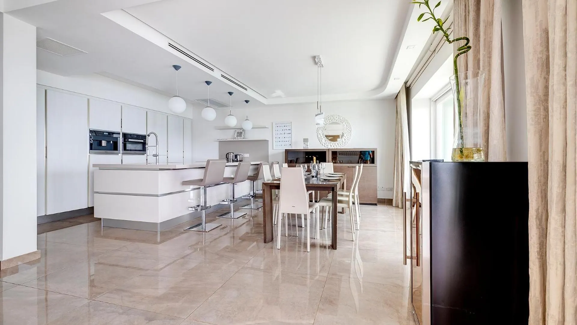Seafront Apartment Sliema 0*,