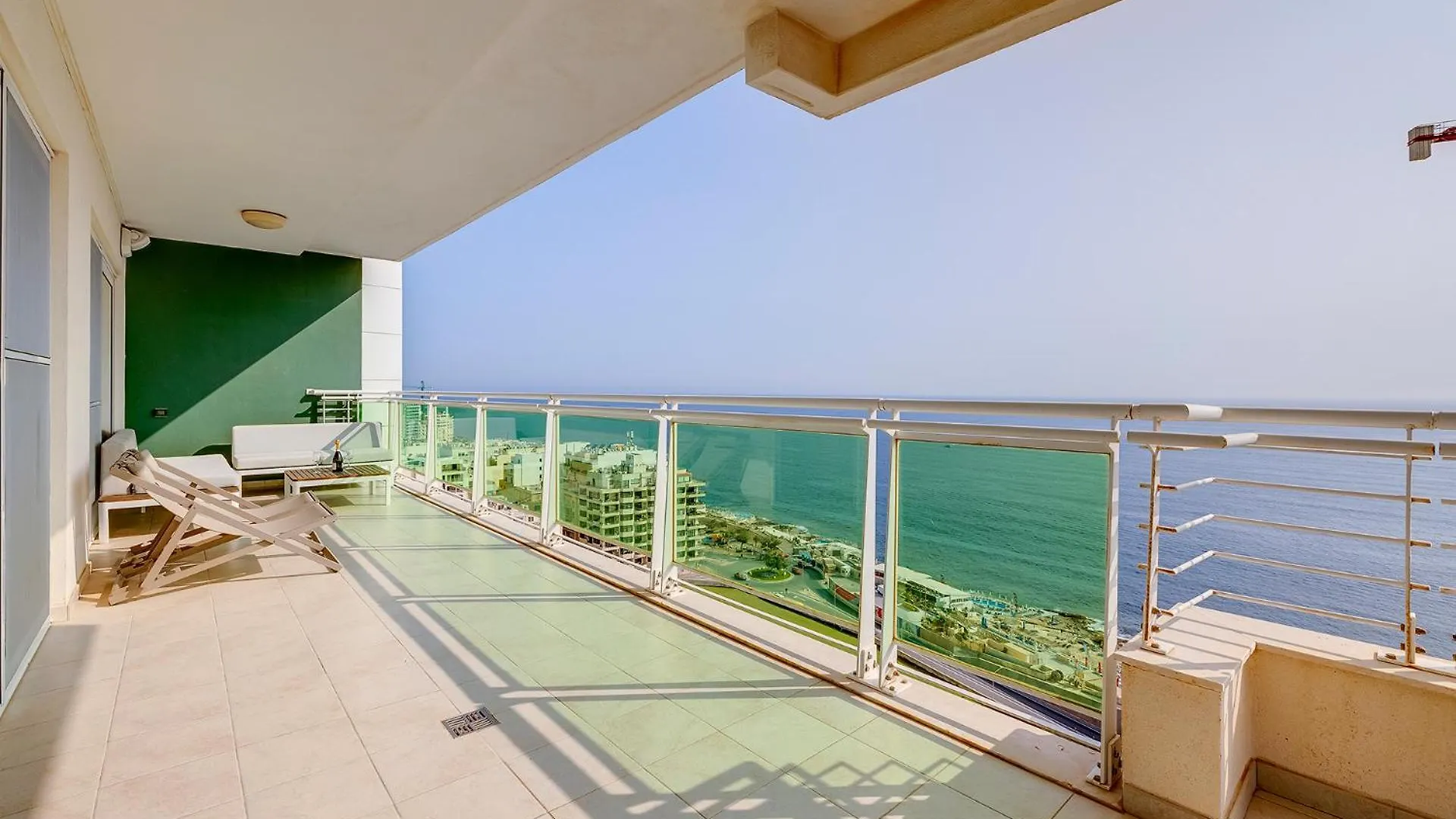 Seafront Apartment Sliema