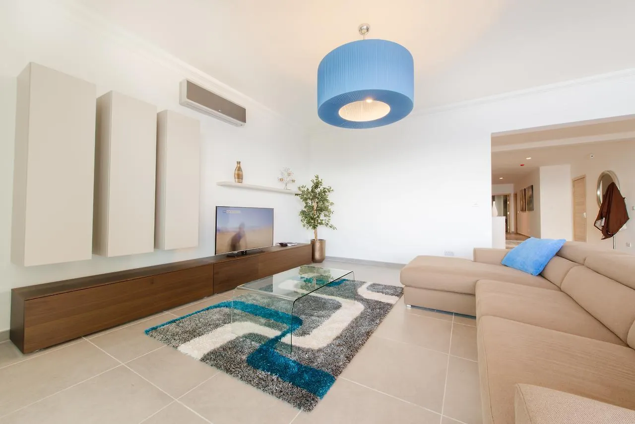 Seafront Apartment Sliema